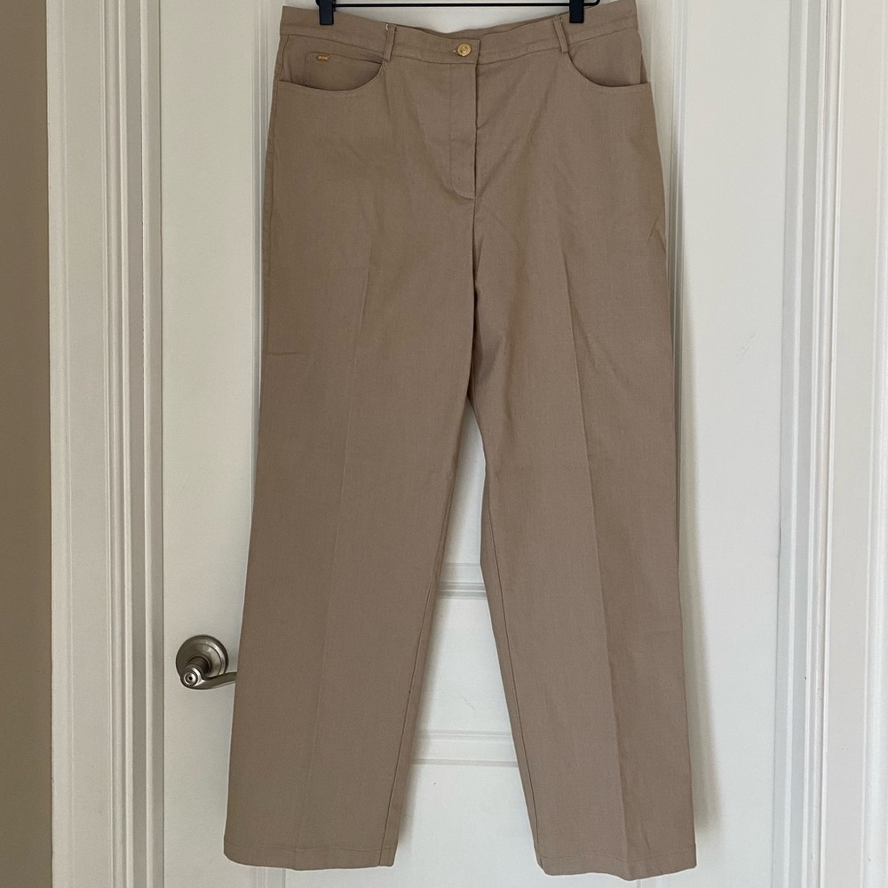 ST JOHN SPORT BY MARIE GRAY Tan Trousers Pants Slack Neutral Capsule Wardrobe 16